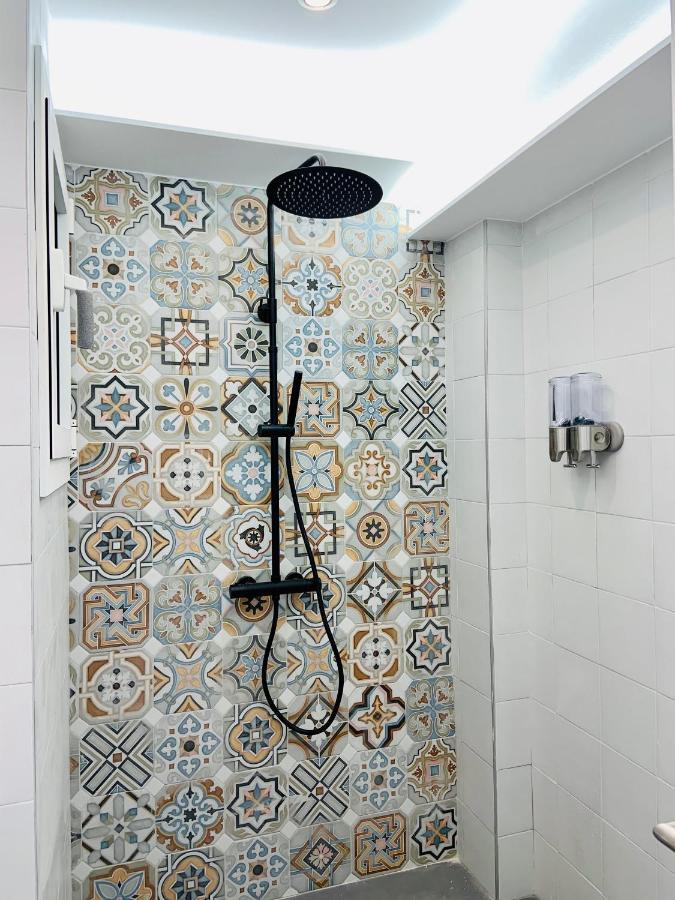 Seafront New Apartment Boutique 료렛 드 마르 외부 사진