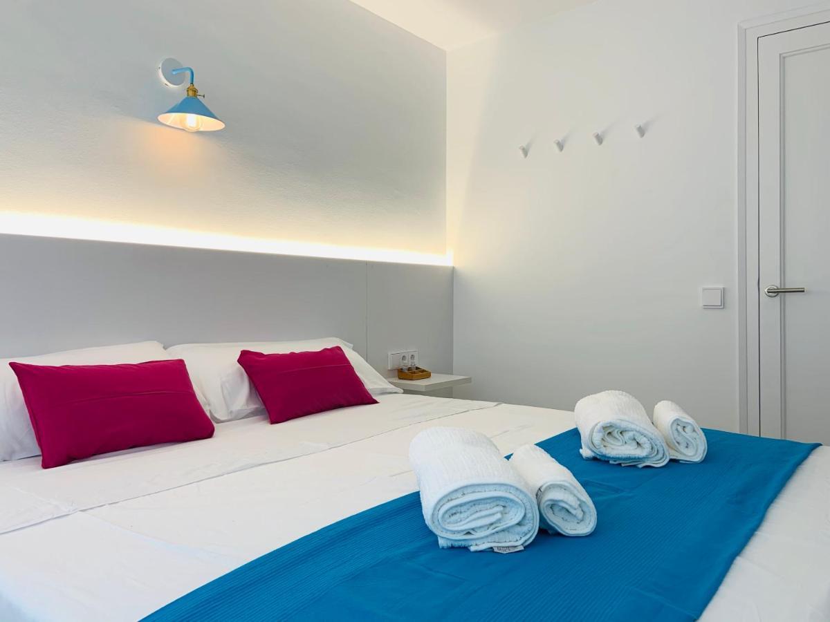 Seafront New Apartment Boutique 료렛 드 마르 외부 사진